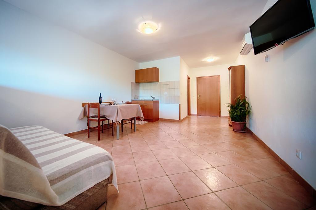 Apartments Bruna Lastovo Szoba fotó